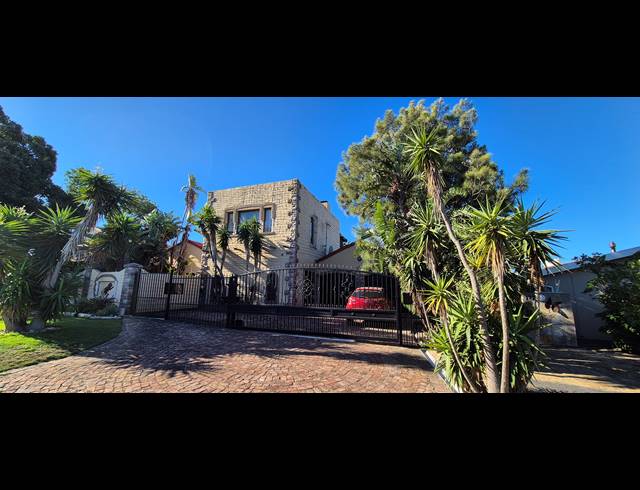 1,004M² VACANT LAND FOR SALE IN TABLE VIEW